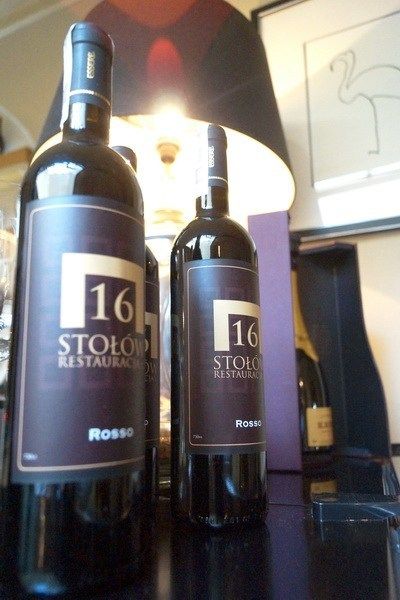 16 Stołów