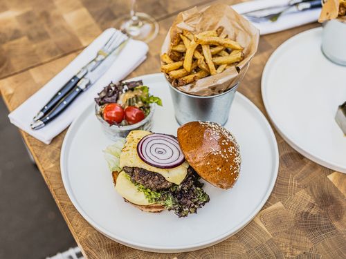 BYDŁO I POWIDŁO Steaks&Seafood