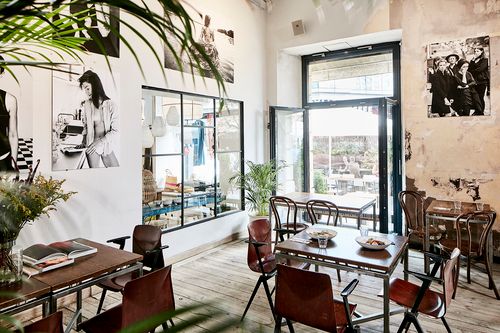 Między Nami Cafe
