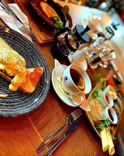 Columbus Śródmieście Dziczki_Vibez Bistro&Cafe