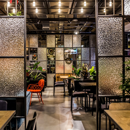 Współwinni kuchnia bar wino