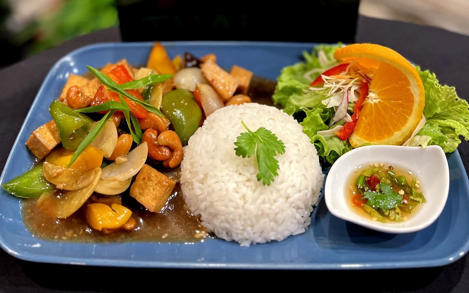 Naga Thai and Sushi Restaurant