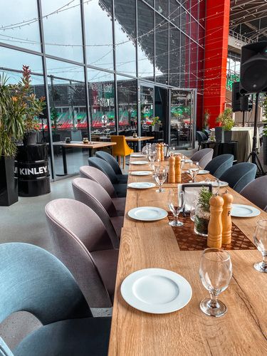 Stadionova Restaurant & Cocktailbar (Tychy)