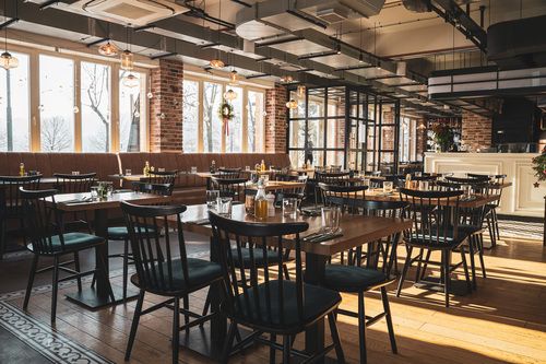 Błonia Bistro (restauracja nieczynna)