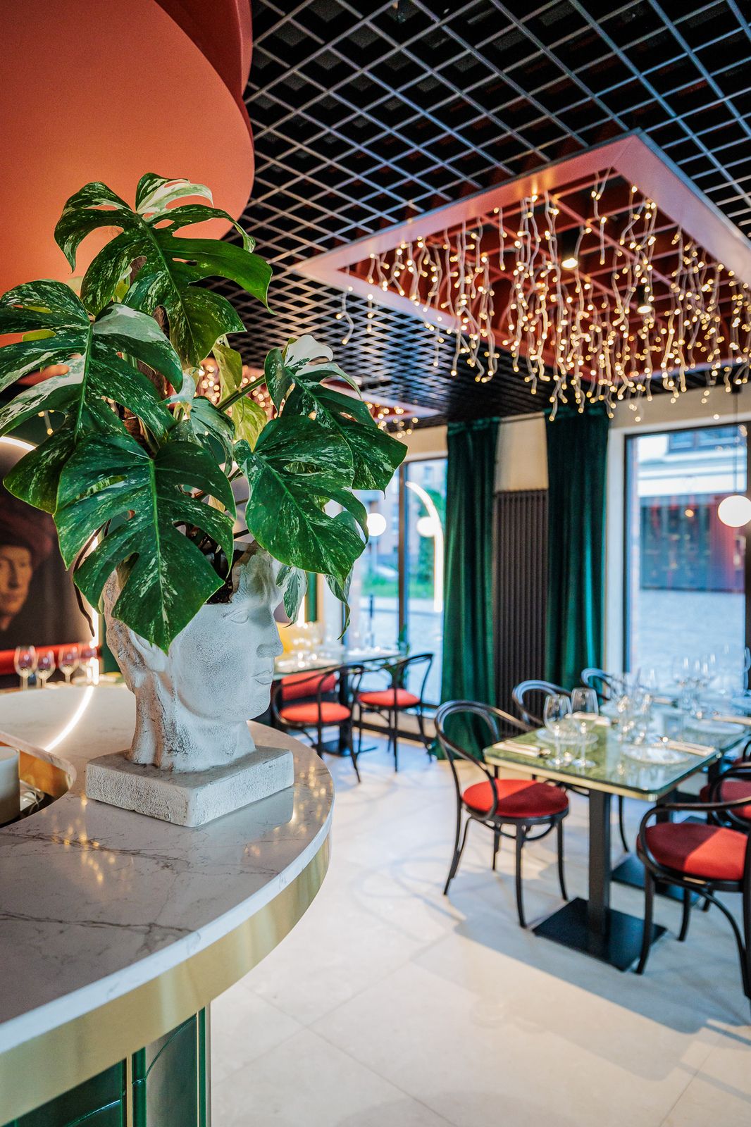 Content Restaurant